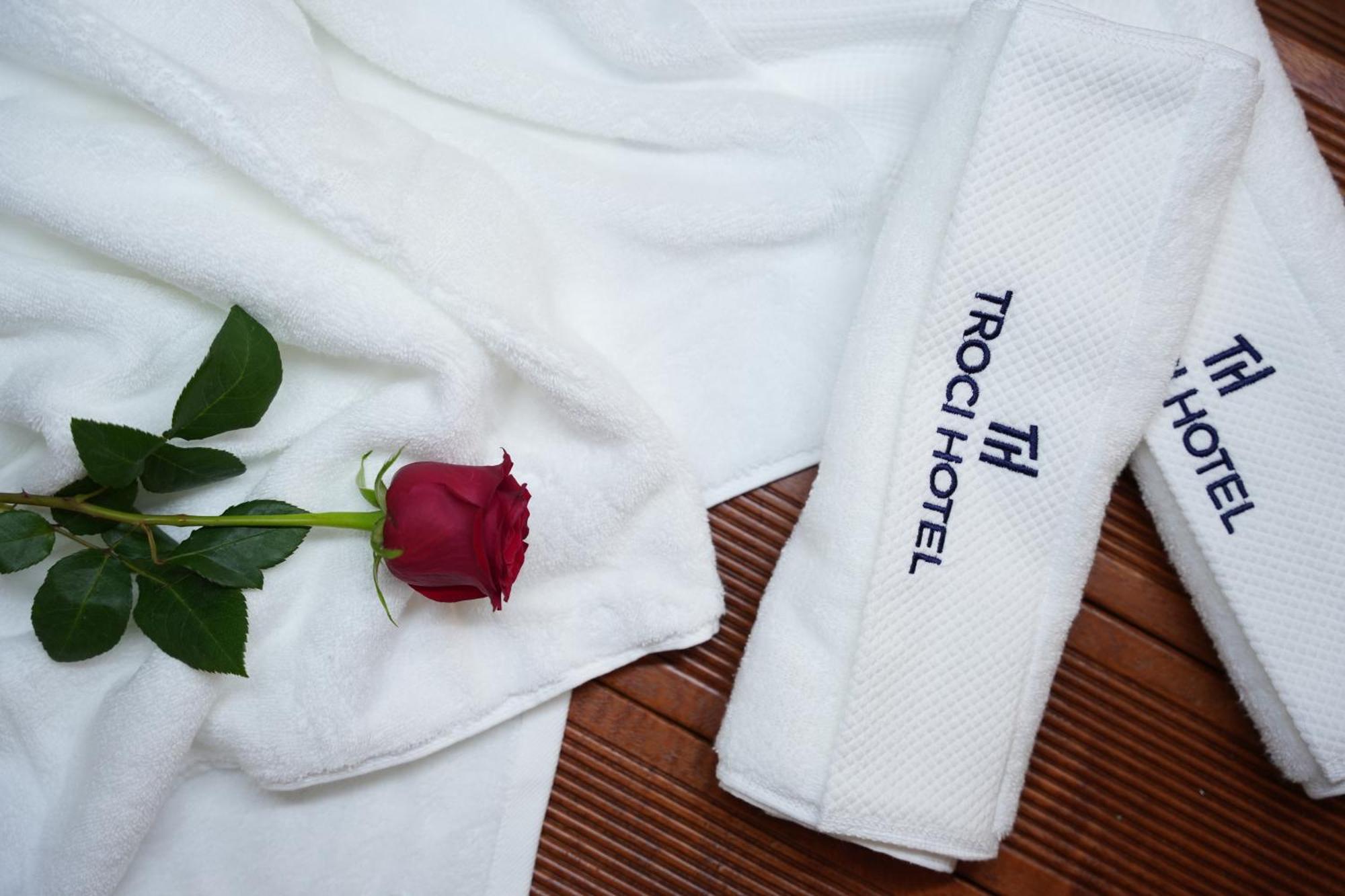 Troci Hotel Kamez Εξωτερικό φωτογραφία